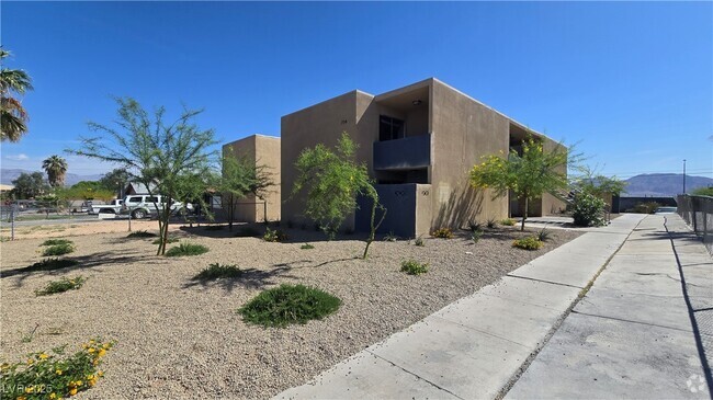 Building Photo - 716 N 11th St Unit 1 Rental