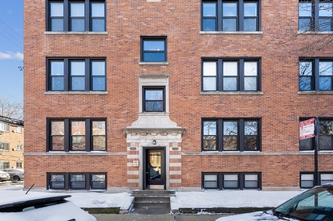 Photo - 1515 W Cullom Ave Unit 3