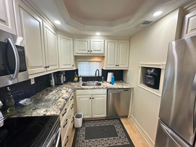 Photo - 8921 S Hollybrook Blvd Unidad 308