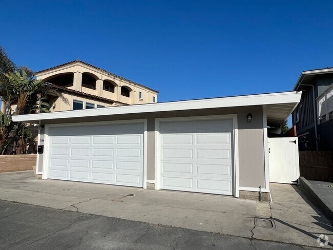 Building Photo - Pierpont Beach House for Lease!
