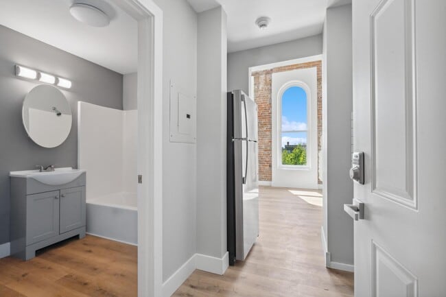 Photo - 121 Public Sq Unidad 8