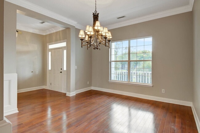 Photo - 6040 Fieldstone Cir