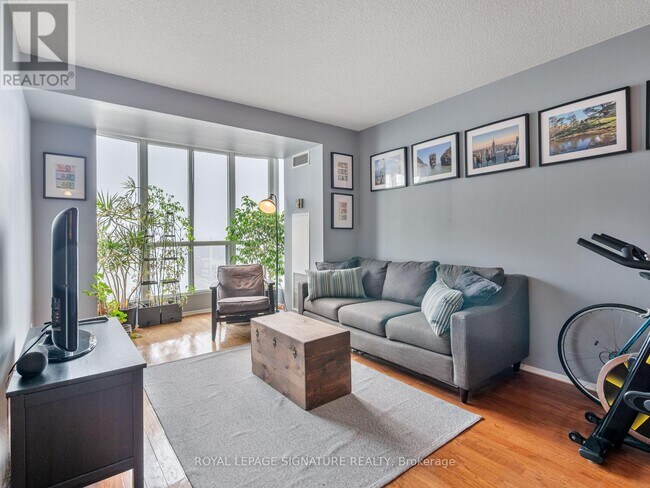 Photo - 2550 Lawrence Ave E Unit 1404