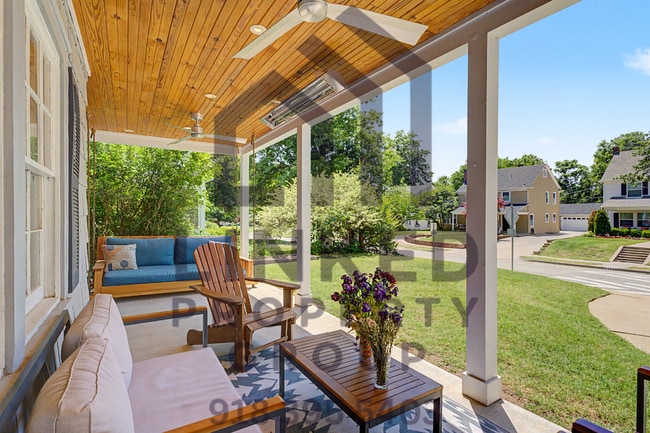 Photo - Beautiful Maple Ridge Home