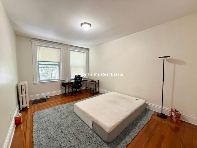 Photo - 22 Euston St Unit 5