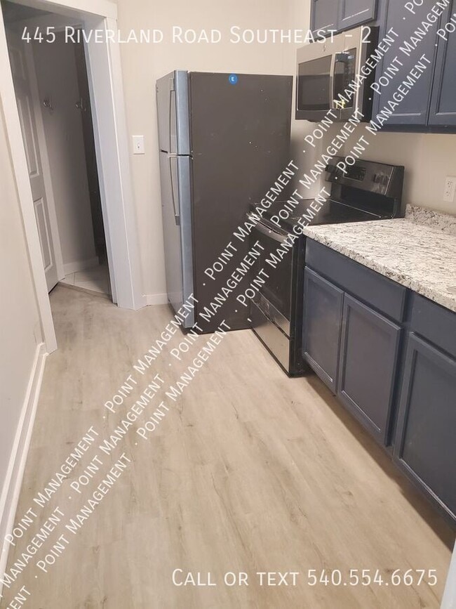 Photo - 445 Riverland Rd SE Unit 2