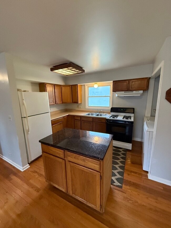 Photo - 222 W Park Rd