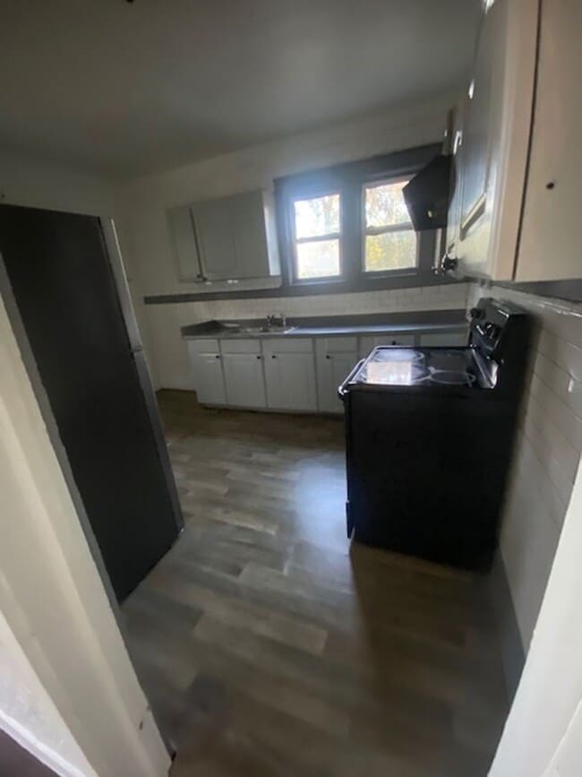 Photo - 2 Bed 1 Bath Home | Pet Friendly | Washer Dryer Hook Ups | Section 8 Welcome