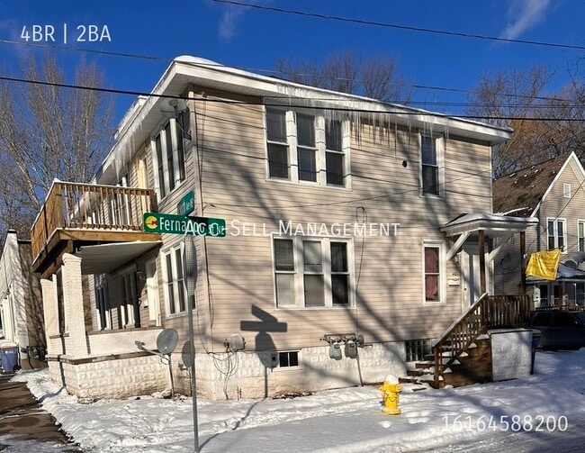 Photo - 401 Fernando St NE