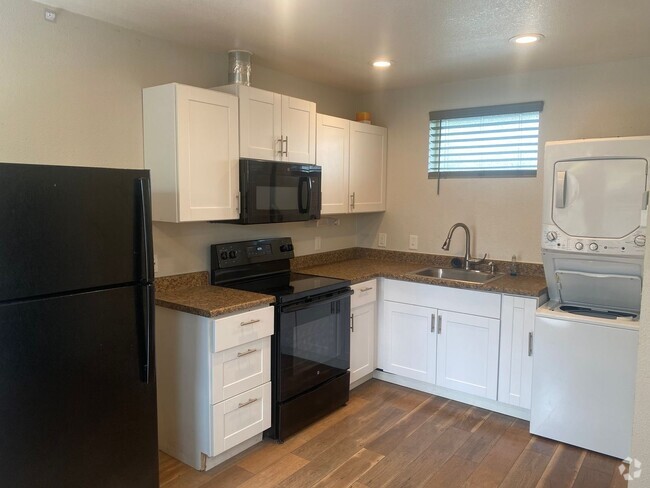Building Photo - 1 Bed, 1 bath single story ADU in Central ... Rental