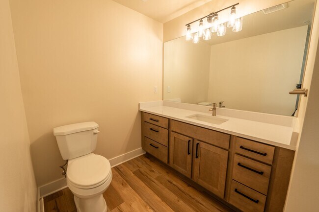 Photo - 2 Bedroom 1.5 Bath Single Story Cottage Ranch Unit 119 Eiche Drive -  3