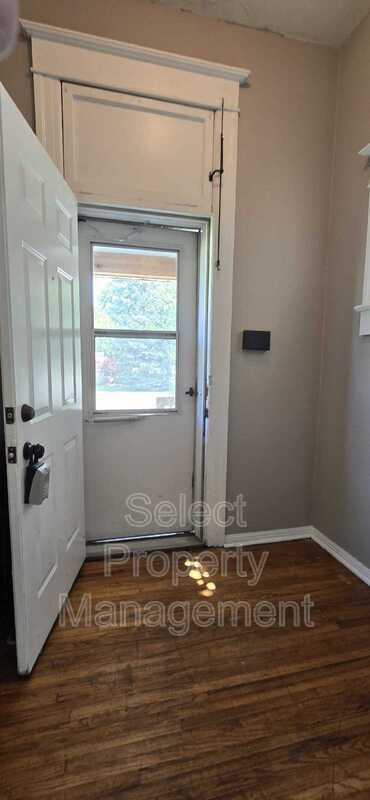 Photo - 1103 Crescent Ave