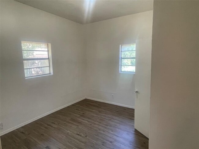 Photo - 310 N 20th St