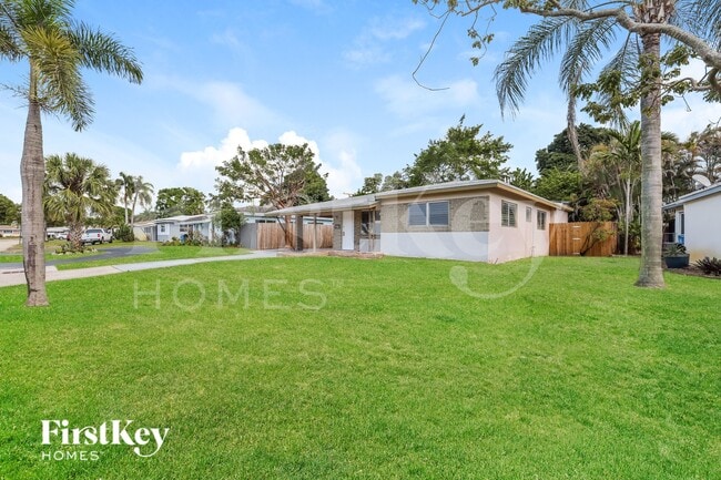 Photo - 4810 NE 8th Ave