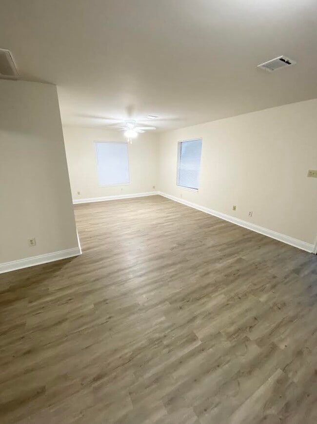 Photo - 208 Darbonne Rd