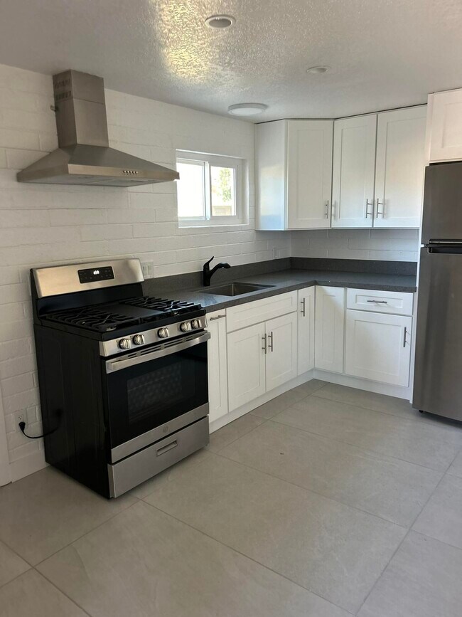 Photo - 44635 San Carlos Ave