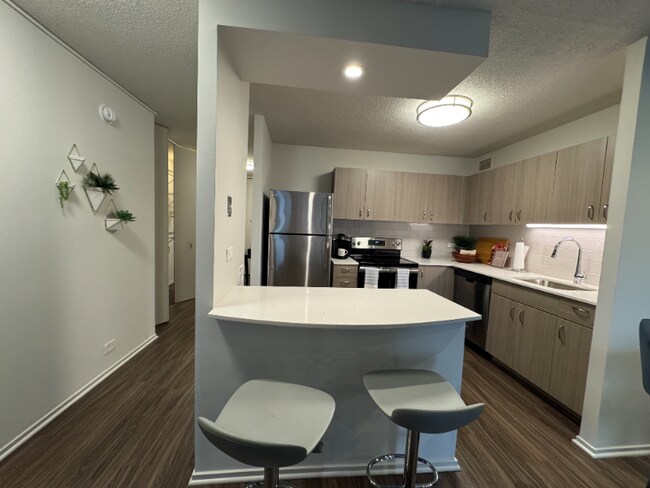 Photo - 1122 N Dearborn St