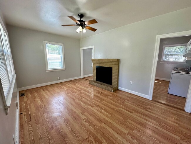 Photo - Newly Renovated 2 Bedroom 1 Bathroom Home