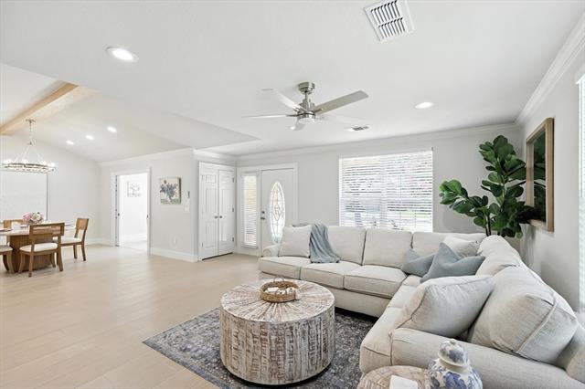 Photo - 3901 Montecito Dr