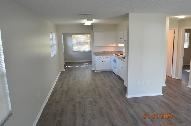 Photo - 2308 52nd Ave Dr W Unit A