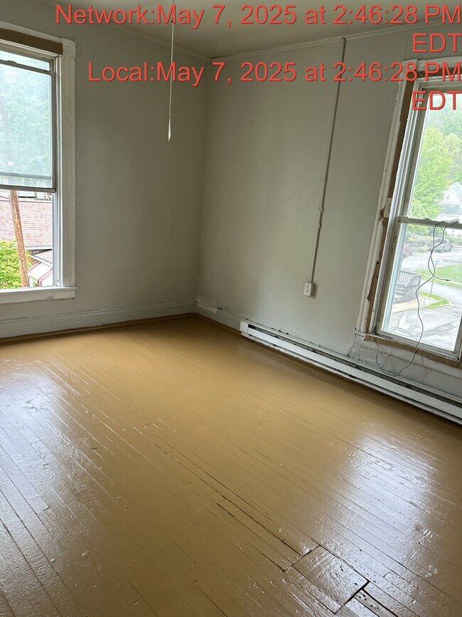 Photo - 405 Adams St