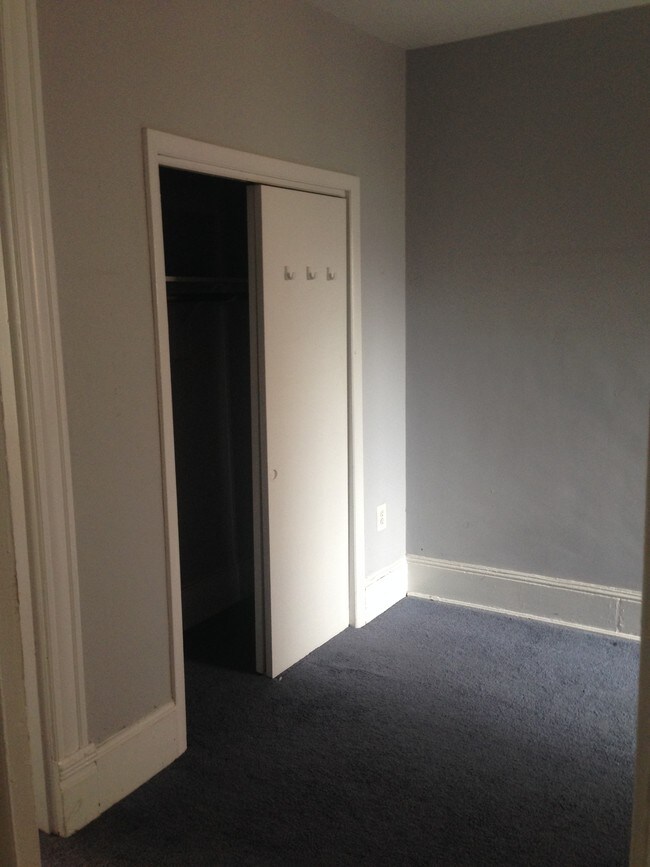 Photo - 219 C St NE Unit 2