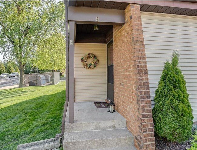 9 Dorset Ct
