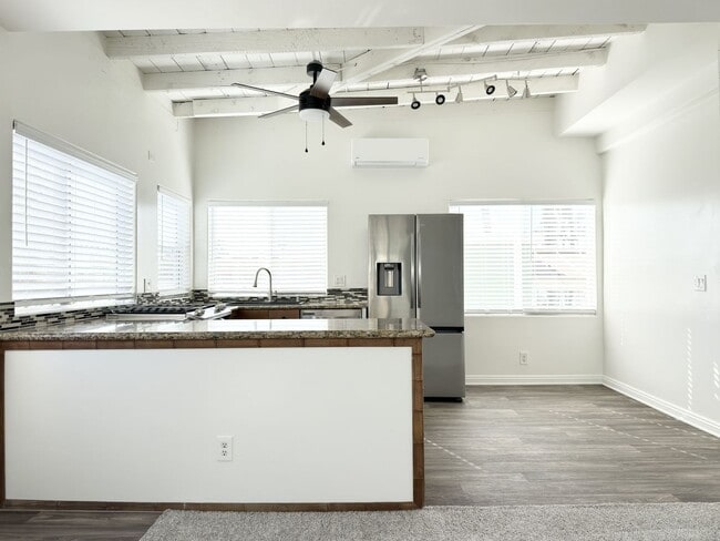 Photo - Spacious Coastal Retreat in the Heart of Cardiff!