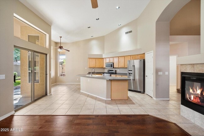 Photo - 4823 E Barwick Dr