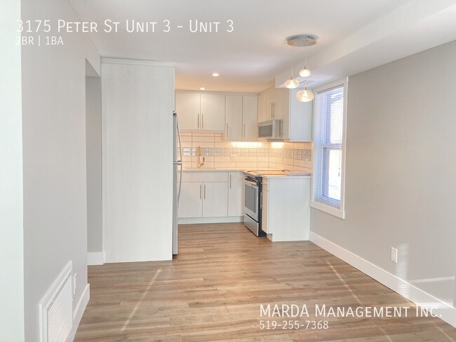 Building Photo - RENOVATED 2-BED/1-BATH UPPER APT WEST WINDSOR + HYDRO & GAS Unit 3