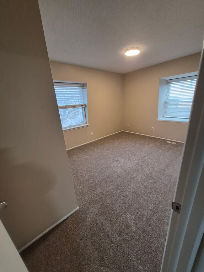 Photo - 3005 E Fountain Blvd