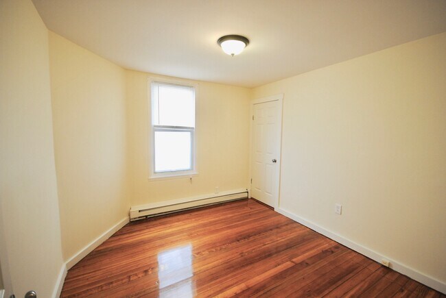 Photo - 299 Lexington St Unit 3