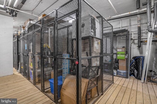 Photo - 1730 Arlington Blvd Unidad 205