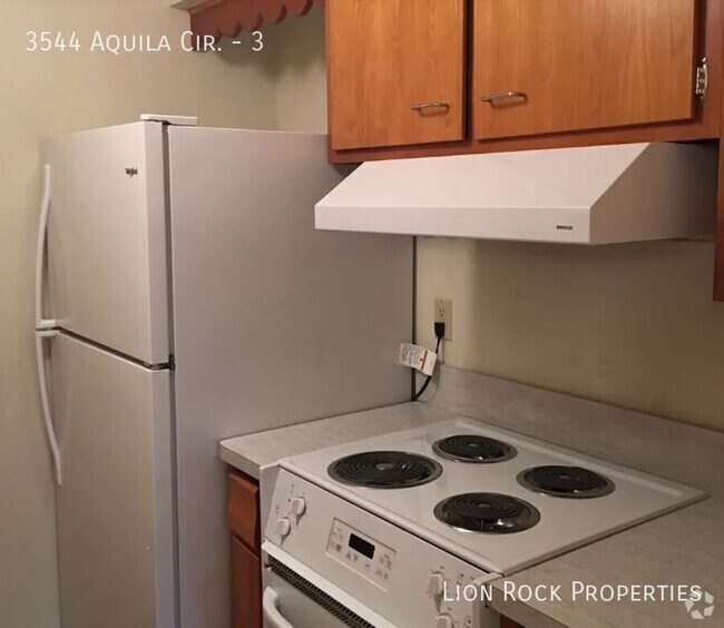 Building Photo - 3544 Aquila Cir Unit 3 Rental