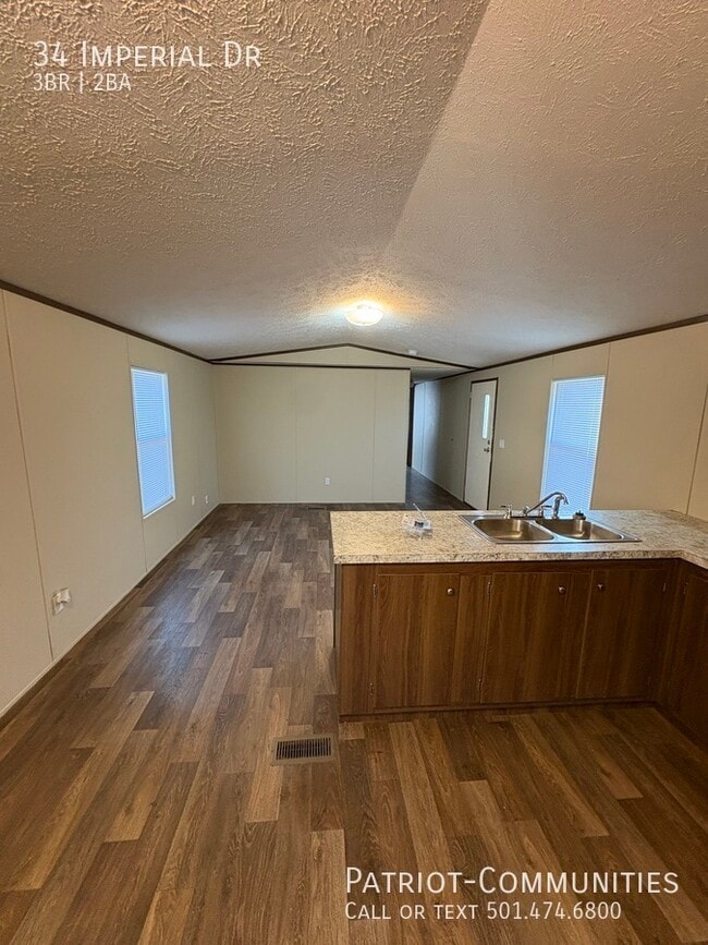 Photo - 34 Imperial Dr