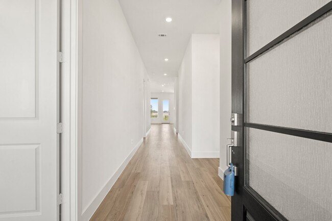 Photo - 31039 Vintage Crk Ln