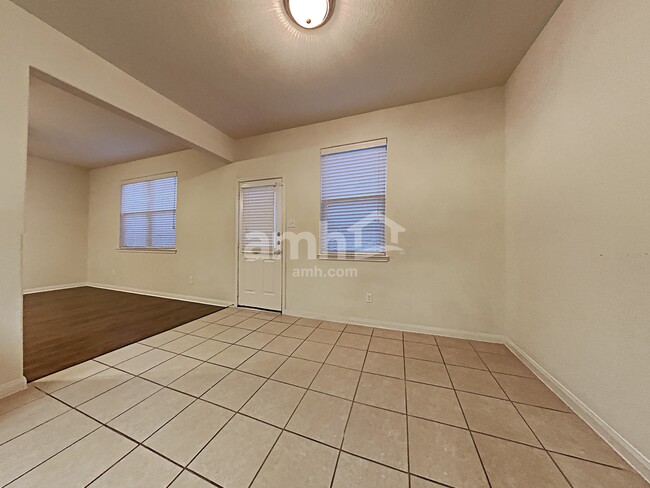 Photo - 10237 Tate Ct