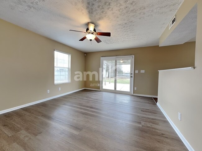 Photo - 9255 Heritage Glen Dr