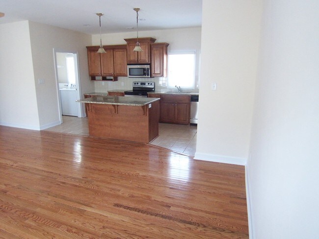 Kitchen/ Family Room