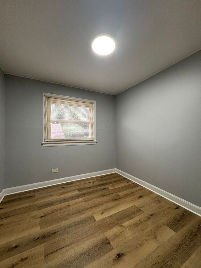 Photo - 2560 Clinton St Unit 2F