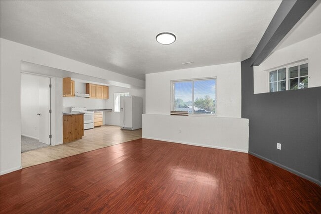 Building Photo - 2907 E Jackson Ave Unit B Rental