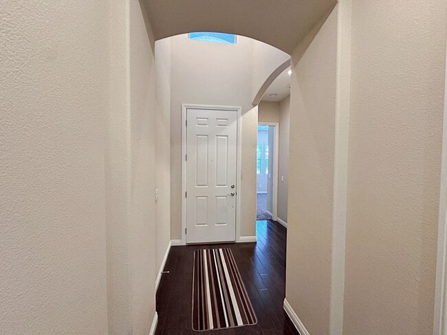 Photo - 3 Bedroom 2 bath single story home in Gated Community in Silverado Ranch area