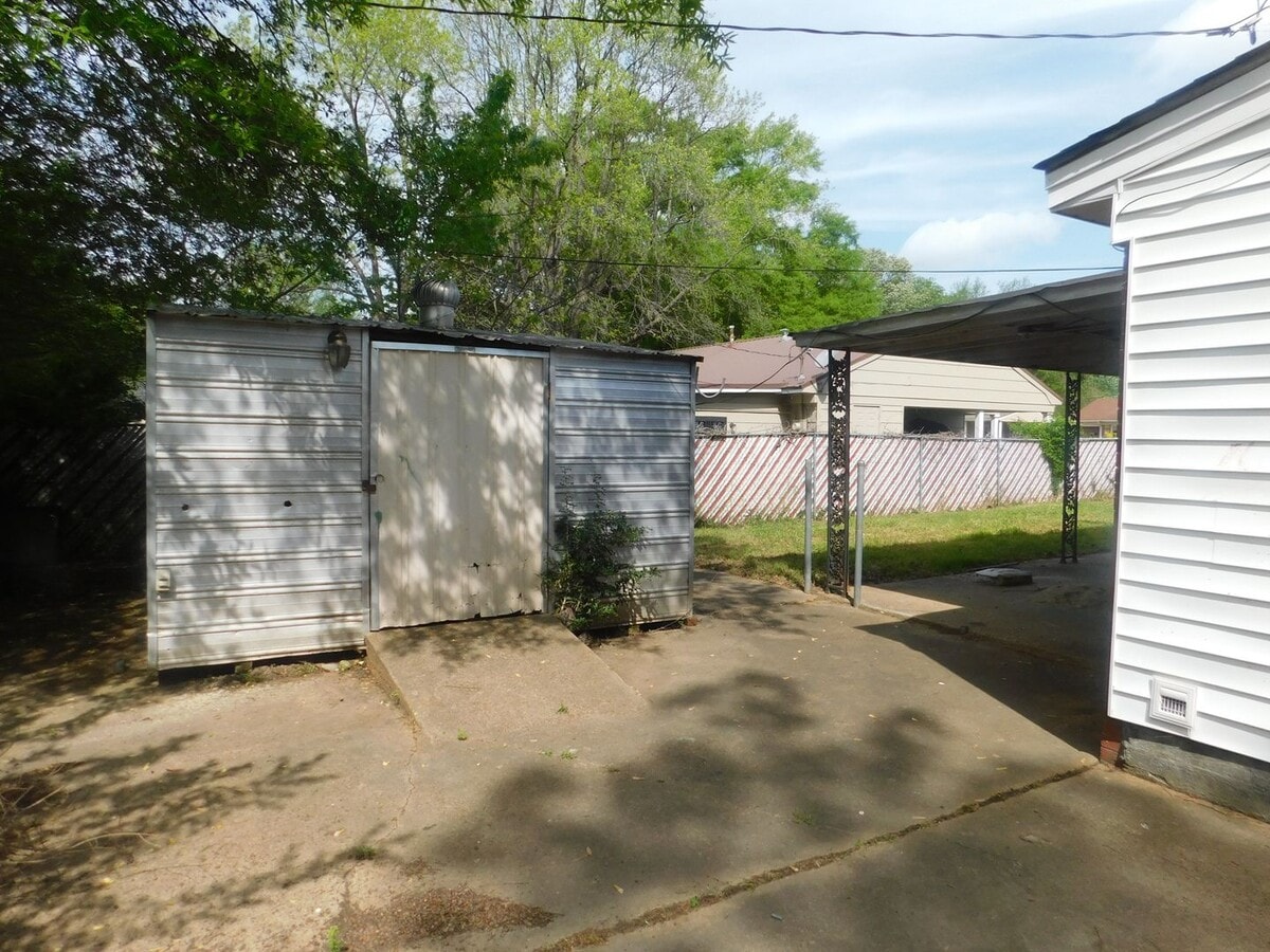 Photo - 9155 Forrest Dr