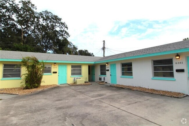 Building Photo - 6373 Gateway Ave Rental
