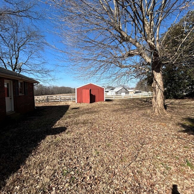 Photo - 226 Magnolia St