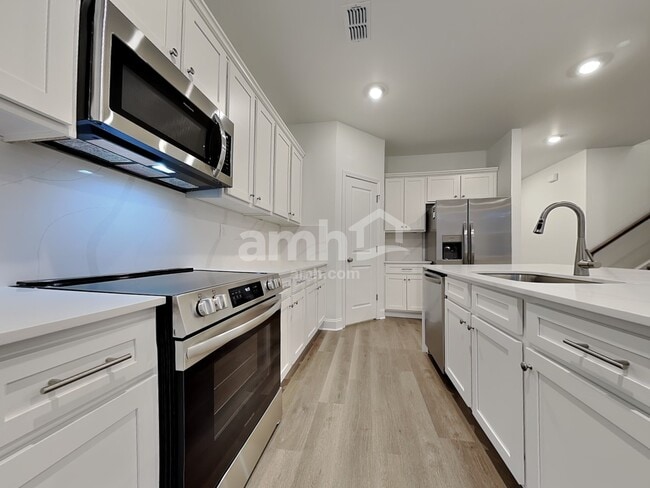 Photo - 1489 Aquamarine Dr