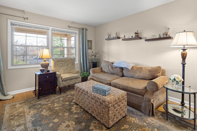 Photo - Two Bedroom Apartment - Great North Ashevi... Unit Apt #3