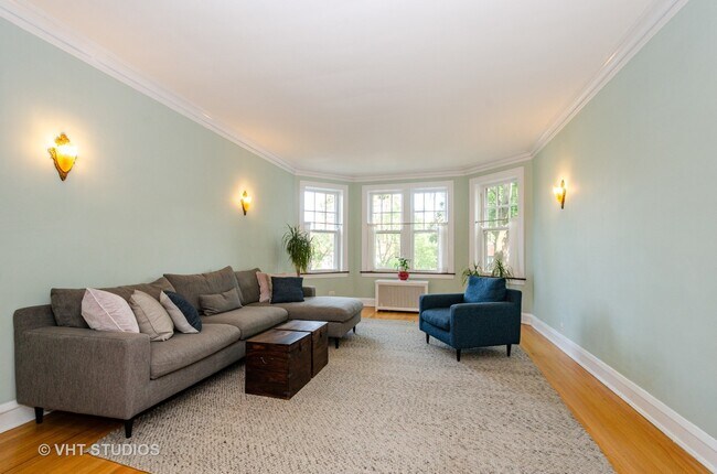 Photo - 734 Hinman Ave Unit 1