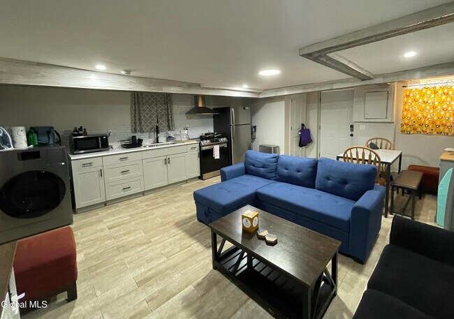 155 Chestnut St Unit Garden Apt