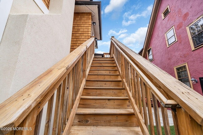 Photo - 614 7th Ave